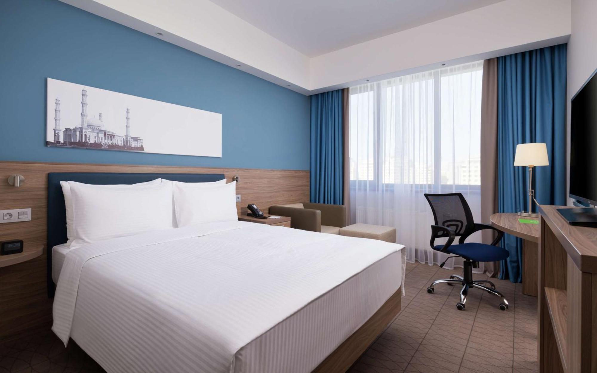 מלון Hampton By Hilton Astana Triumphal Arch מראה חיצוני תמונה