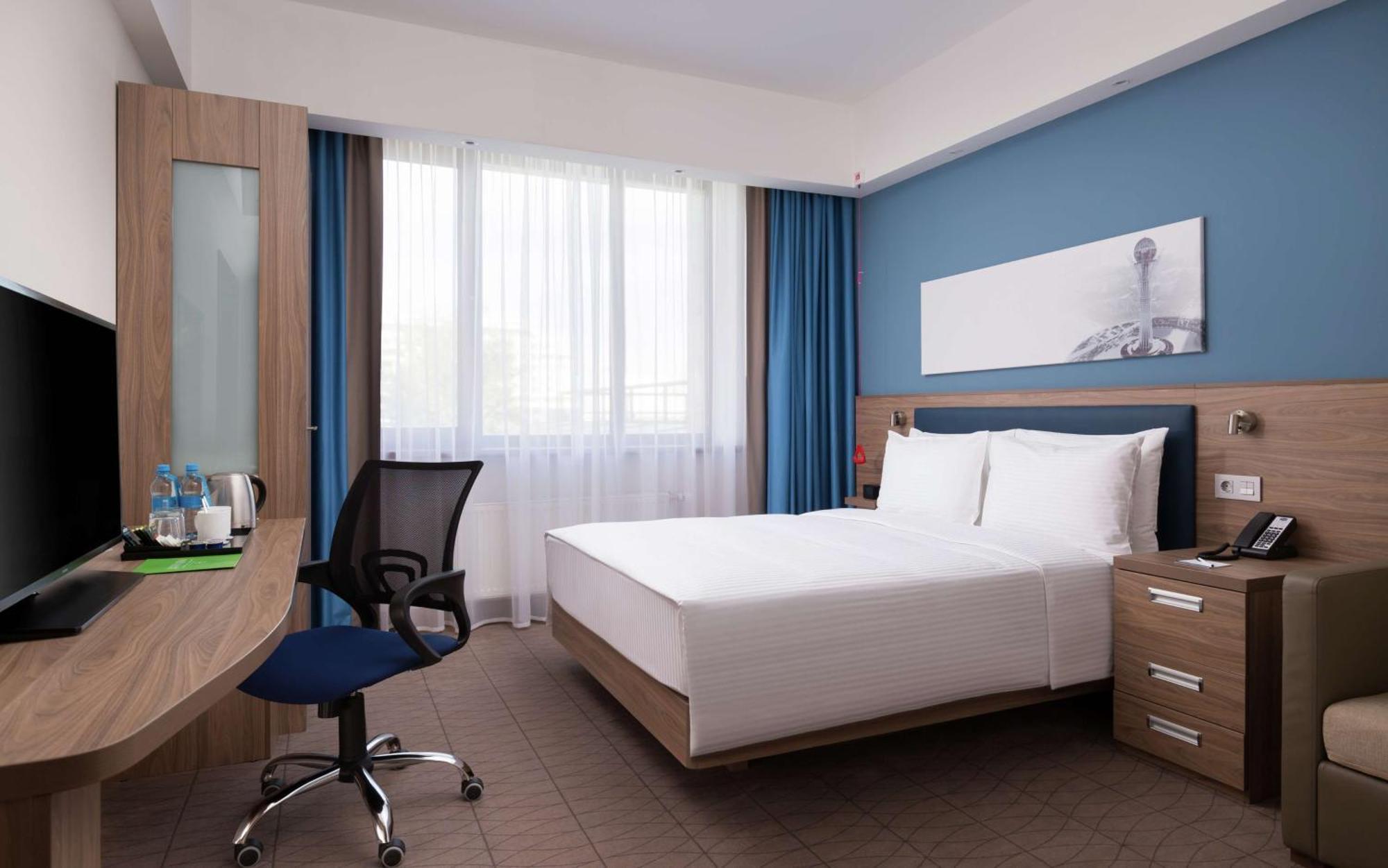 מלון Hampton By Hilton Astana Triumphal Arch מראה חיצוני תמונה